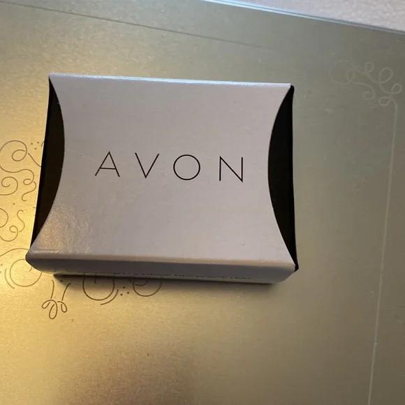 Charmed Y Drop Necklace Leaf - Picture 6 of 8